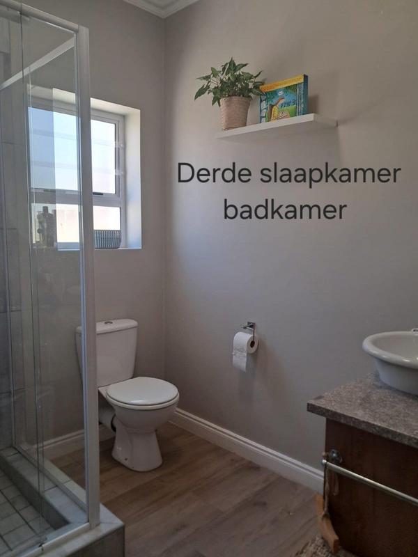 5 Bedroom Property for Sale in Monte Christo Western Cape